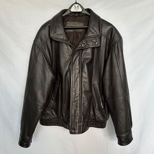 Vintage Members Only Genuine Leather Jacket,‎ Size XL